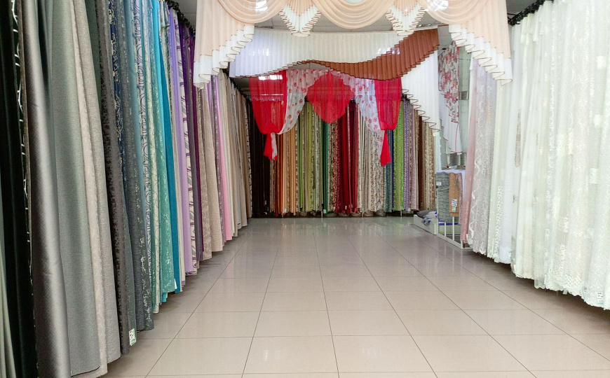 Торговое помещение, 211 м² фото