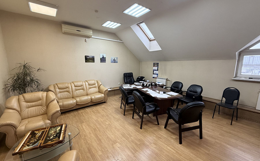 Сдам офисное помещение, 300 м² фото