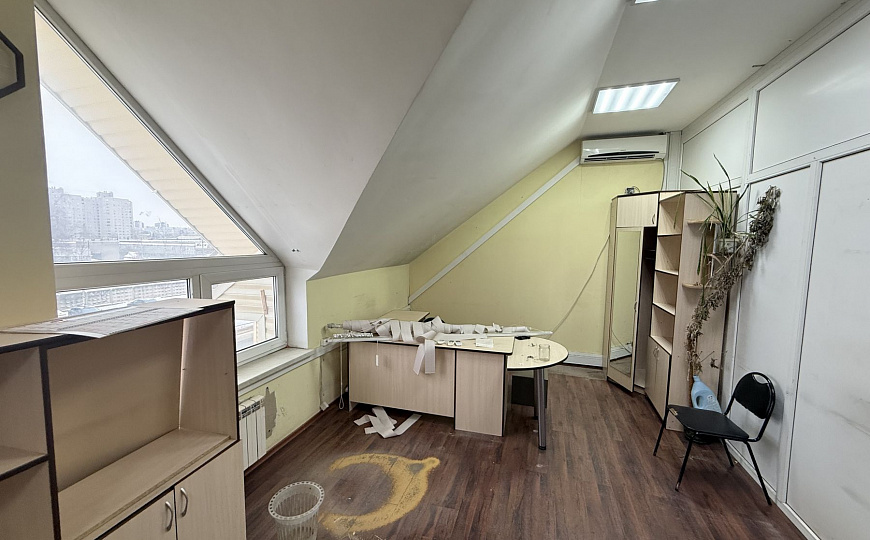 Сдам офисное помещение, 300 м² фото