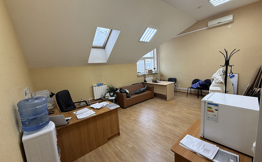 Сдам офисное помещение, 300 м² фото