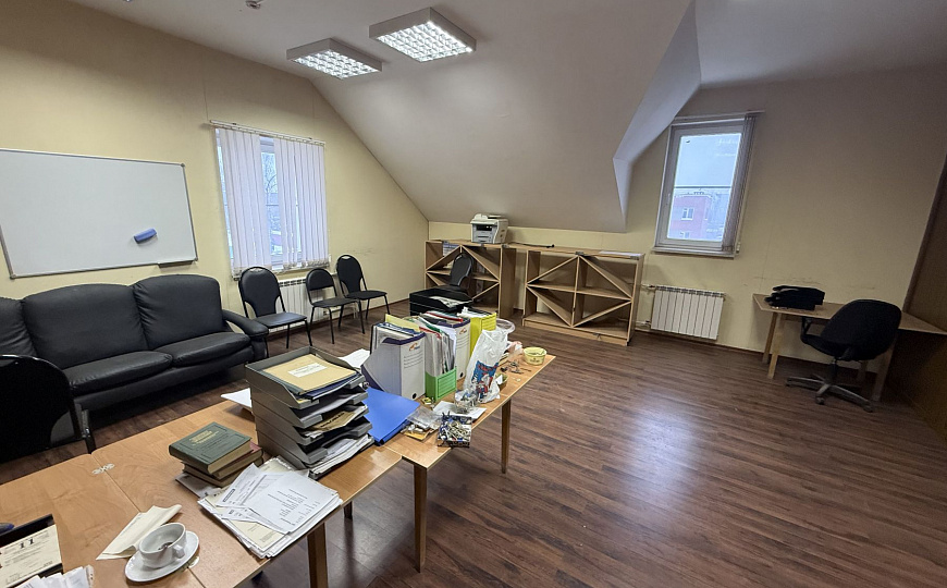 Сдам офисное помещение, 300 м² фото