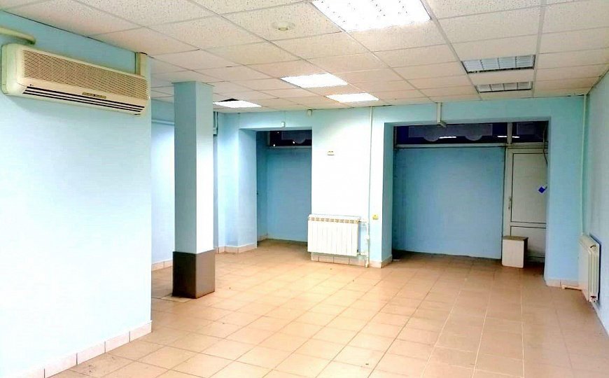 Торговое помещение на трафике 86,5 м2 фото