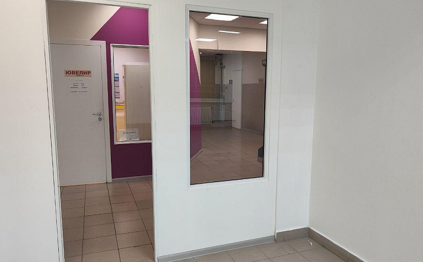 Сдам помещение с водой  34 м² фото