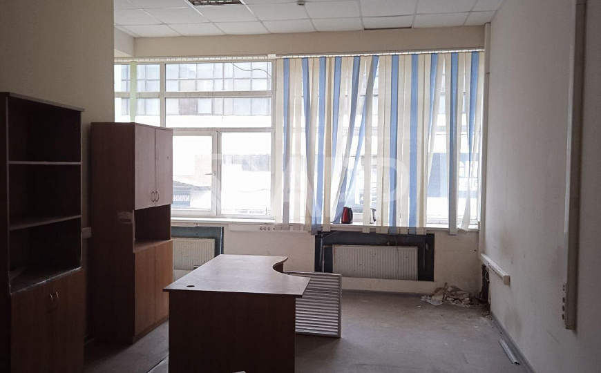 Продам офисы от 50 до 400 м2 на втором этаже на ул. Телегина фото