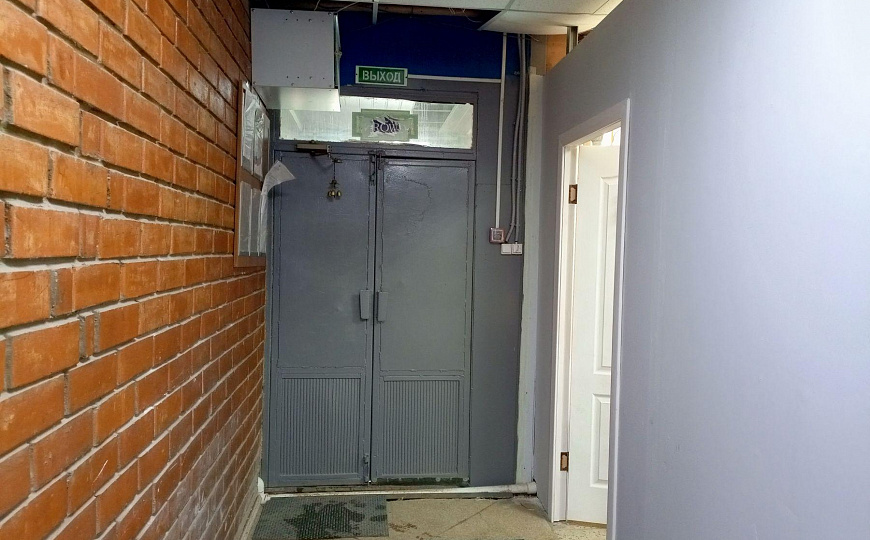 Офис на первой линии 15 м2 фото