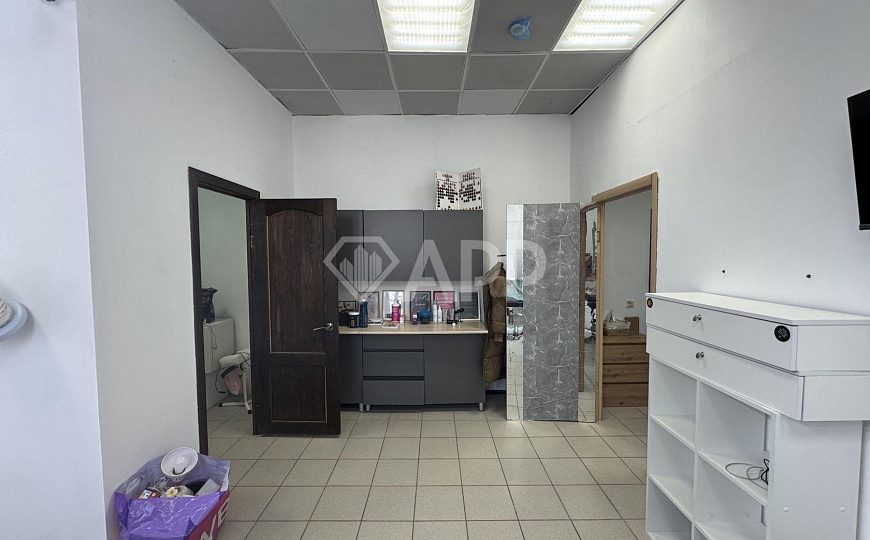 Сдам офисное помещение,40 м² фото