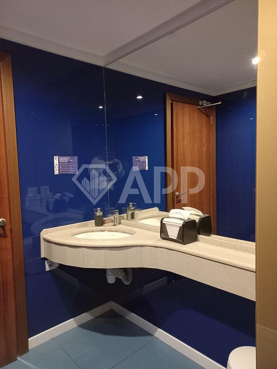 Офис (класс "А") от 15 м² в БЦ Корстон (с мебелью), в центре Казани. фото