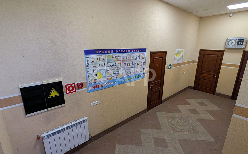 Продаю здание 310 м² у порта офис фото