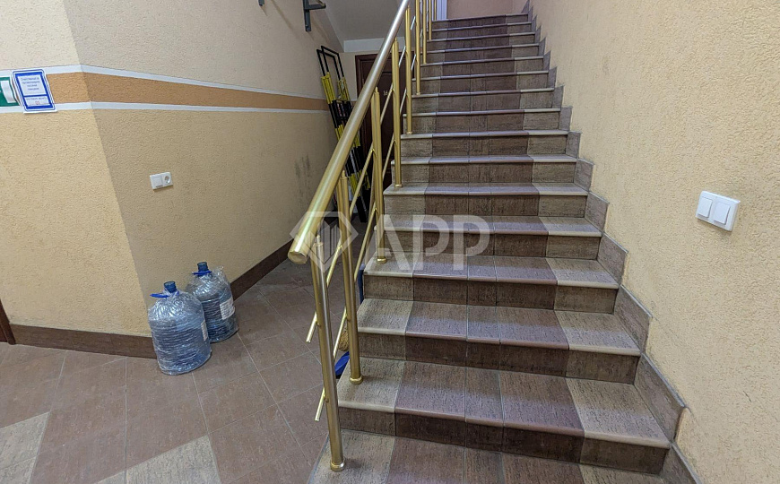 Продаю здание 310 м² у порта офис фото