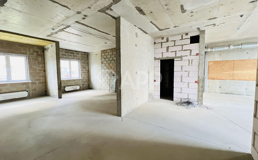 Сдаю торговое помещение, 103 м² фото