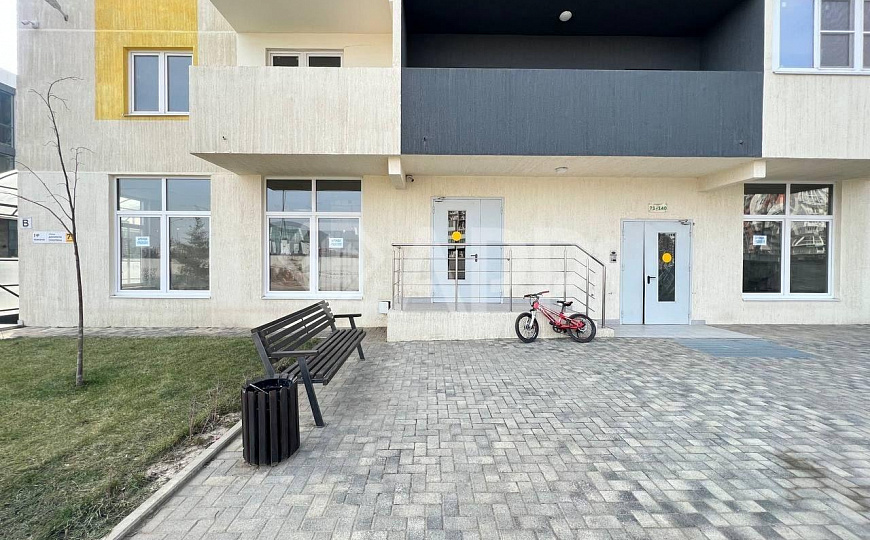 Сдаю торговое помещение, 103 м² фото