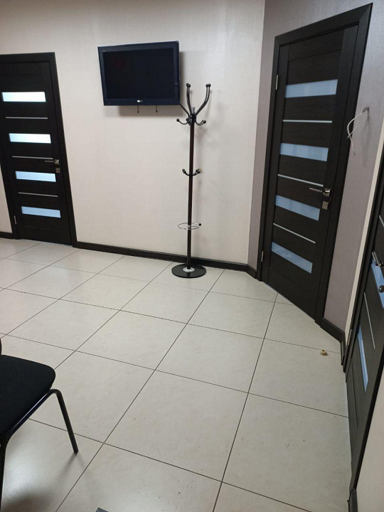 Сдам офисное помещение, 115 м² фото