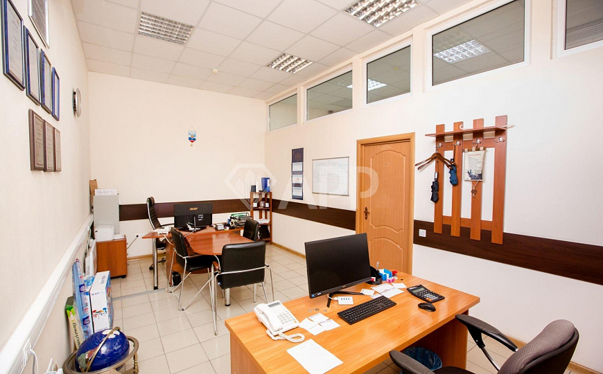 Продаю складской комплекс площадью 7 000 м² фото