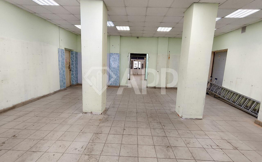 Сдам торговое помещение, 797 м² фото