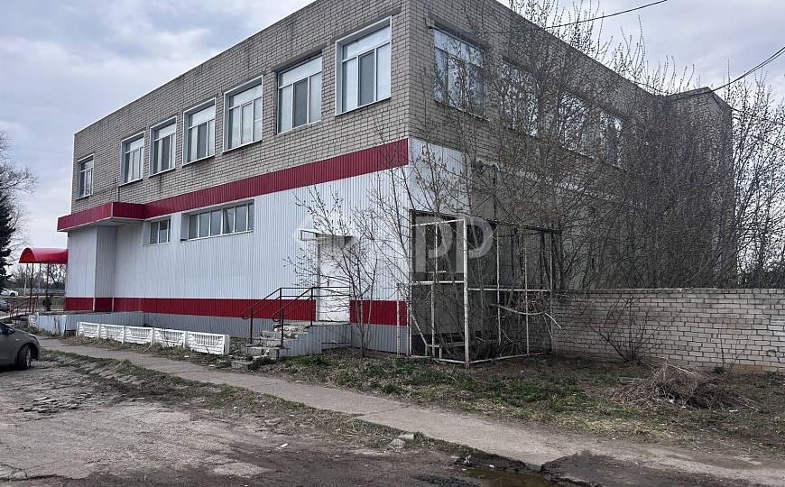 Помещение свободного назначения на первой линии трассы фото