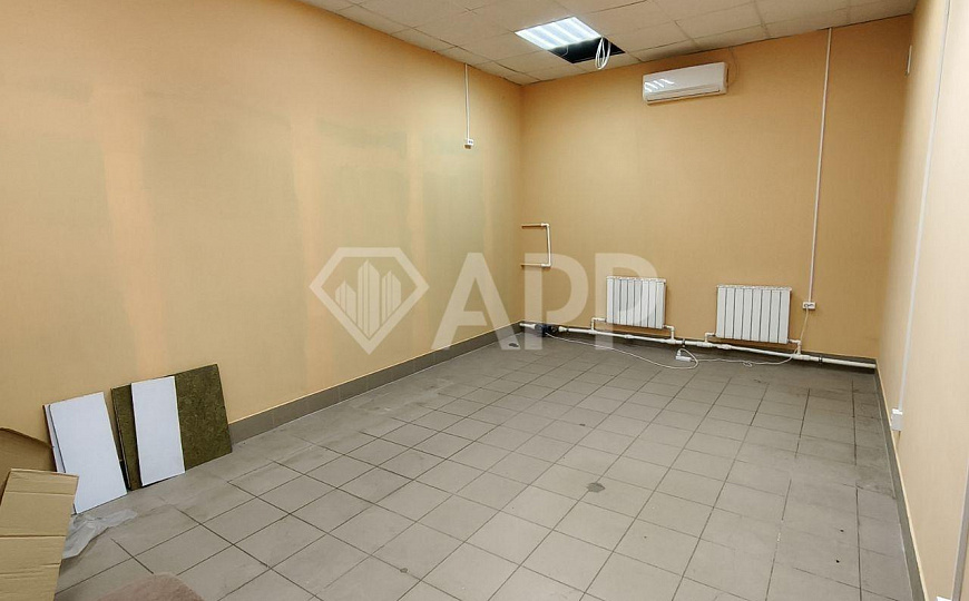 Сдам помещение рядом с больницей фото