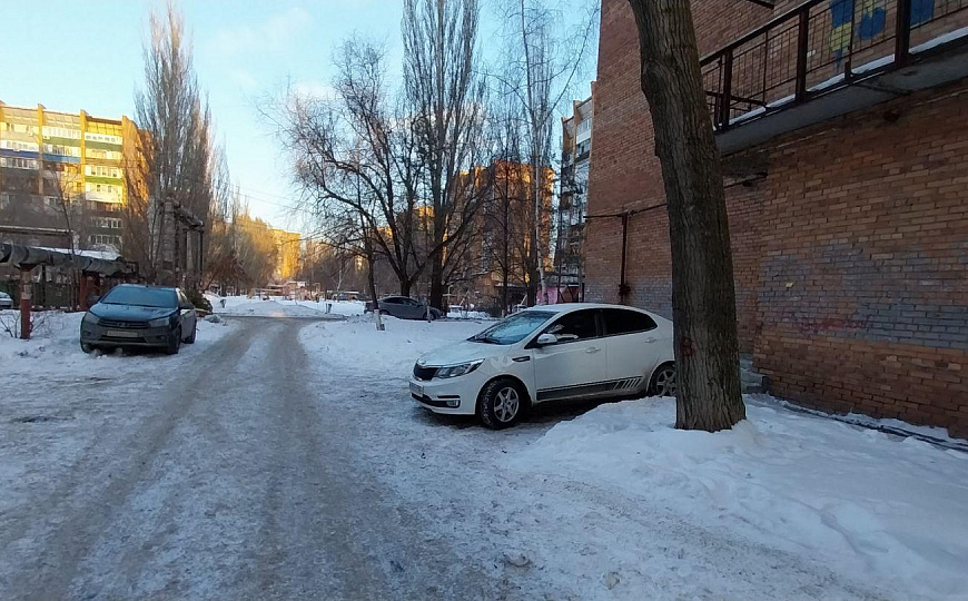 Помещение свободного назначения 341 кв. м на первой линии фото