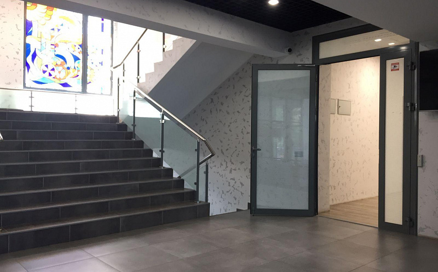 Сдается офисное помещение 650 м² фото