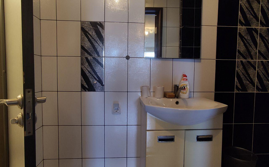 Офис на проспекте с парковкой, 84 м2 фото