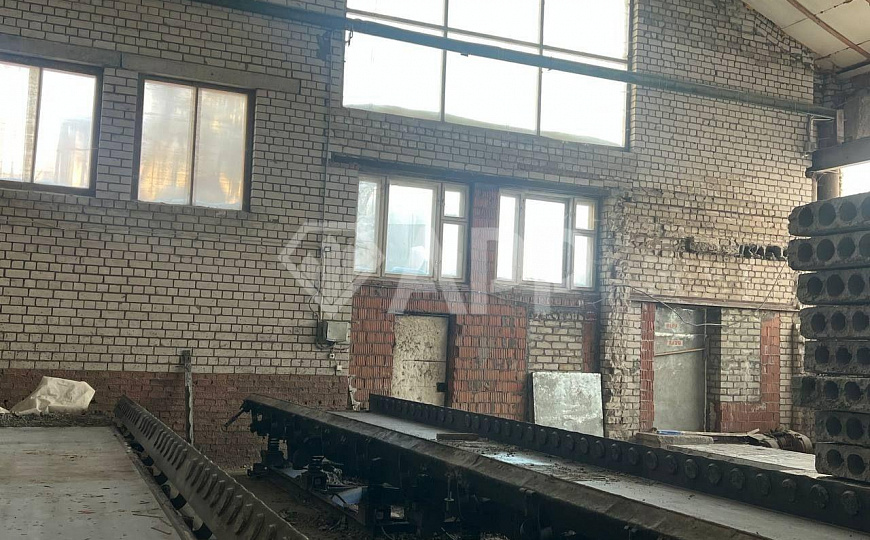 Идеальное помещение под производство фото