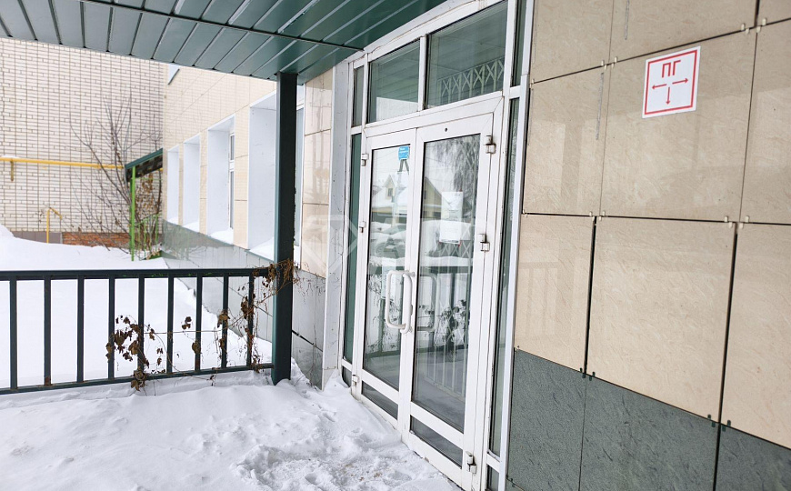 Продам здание в центре Буинска фото