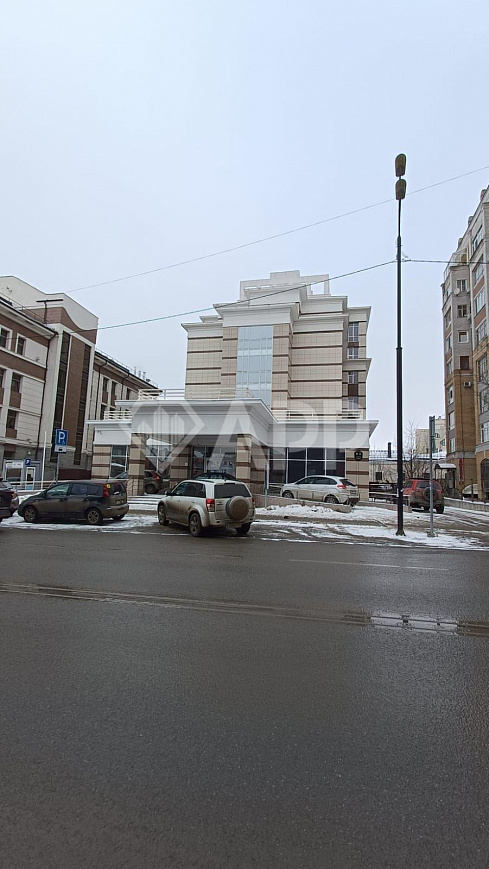 Здание (гостиница) 4300 м² в центре  фото