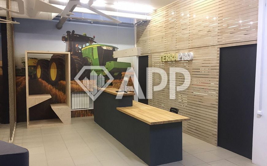 Продаю отдельно стоящее здание 1490м² на 1-ом га земли фото