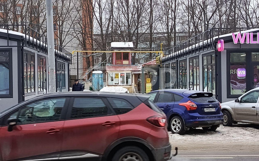 Сдам помещение на трафике рынка Мавлютова. фото