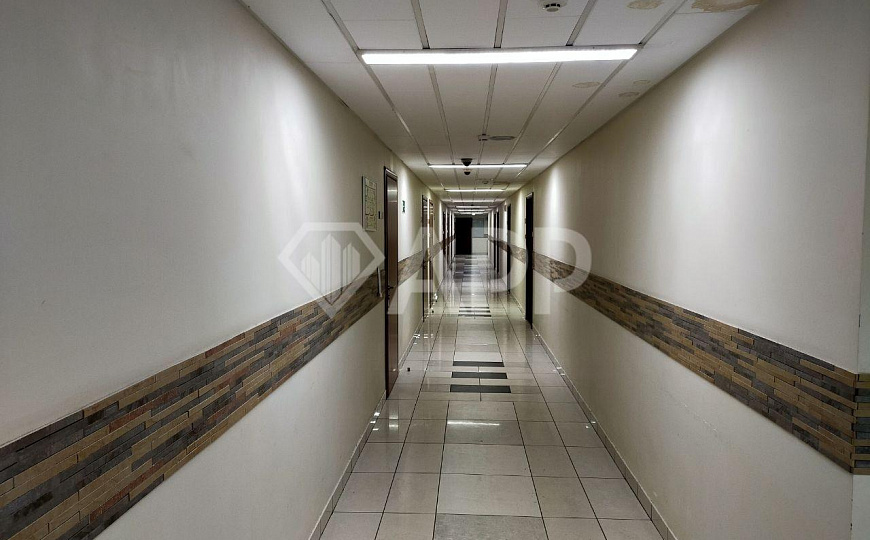 Продаётся 1350м² в самом центре города фото