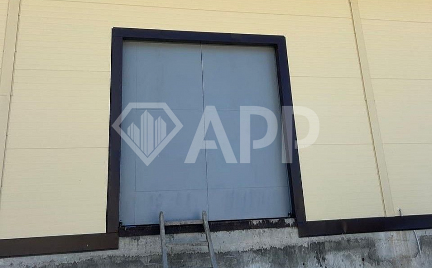 Сдаю складское помещение 1200 м² фото