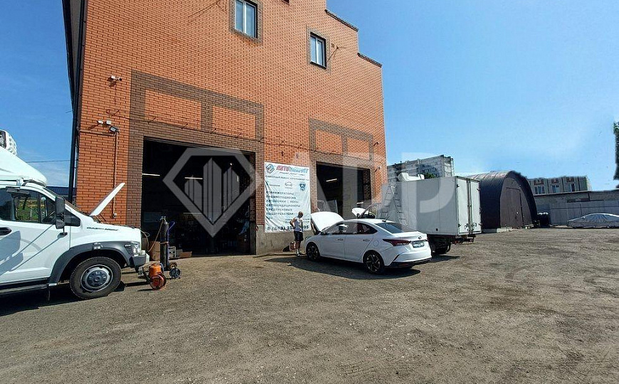 Продам базу на участке  0,86 га фото