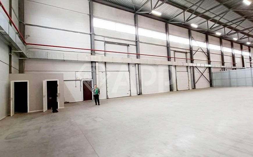 Склад 741 - 2532 м² с пандусом фото