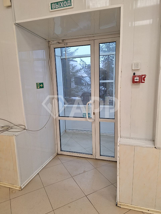 Продам помещение на первой линии, 113,6кв. м. фото