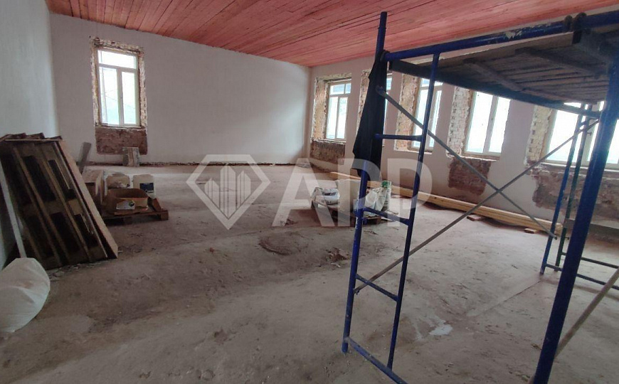 Здание в историческом центре 1347м² фото