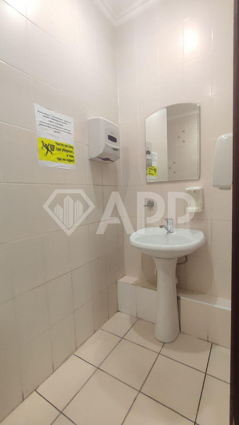 Офис 609,8м²  НДС фото