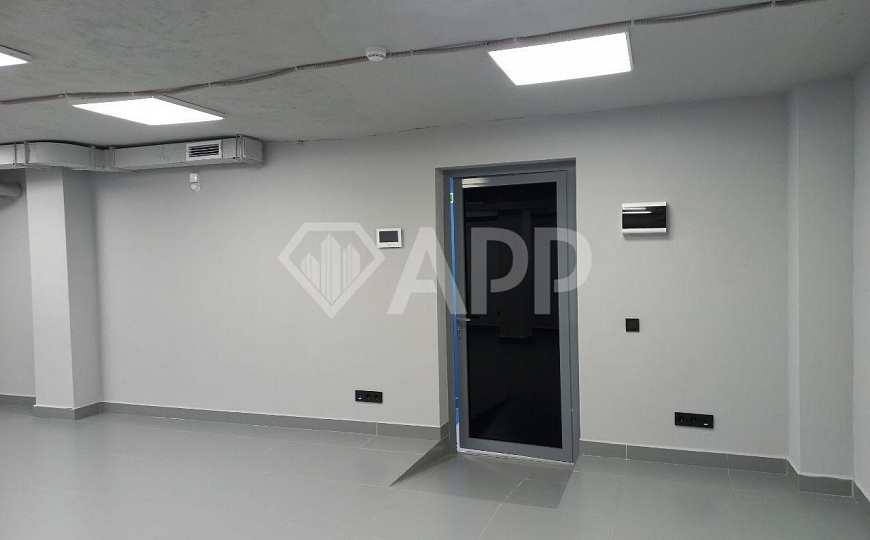 Сдам офисное помещение 29м2 в центре города фото