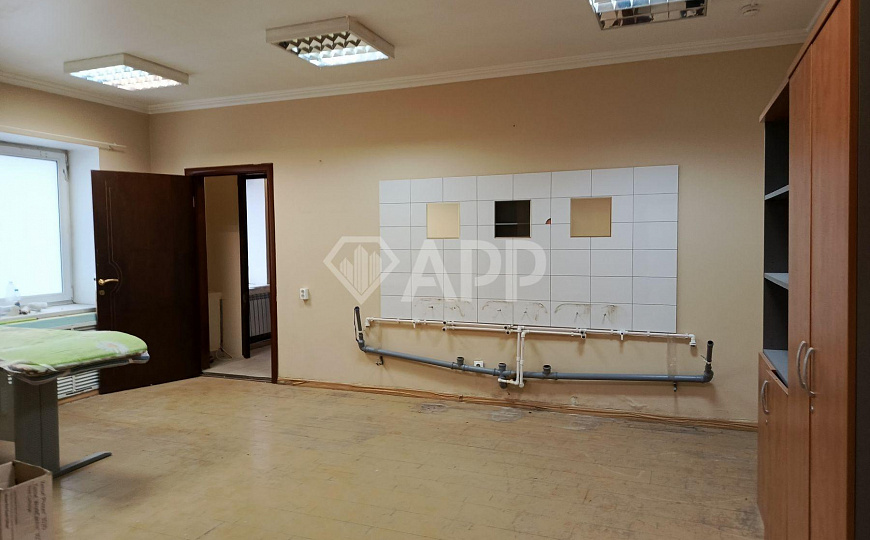 Сдам здание, 3 этажа 794м2 фото