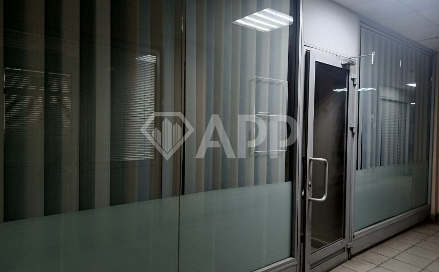 Сдам офис в Бизнес центре фото