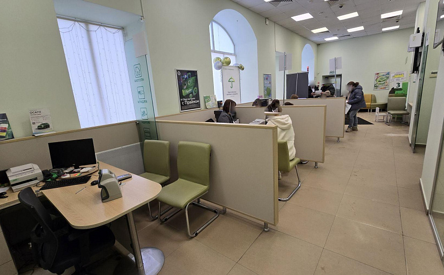 Сдам торговое помещение, 166 м² фото