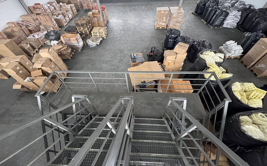 Сдам теплое складское помещение,930м2 фото