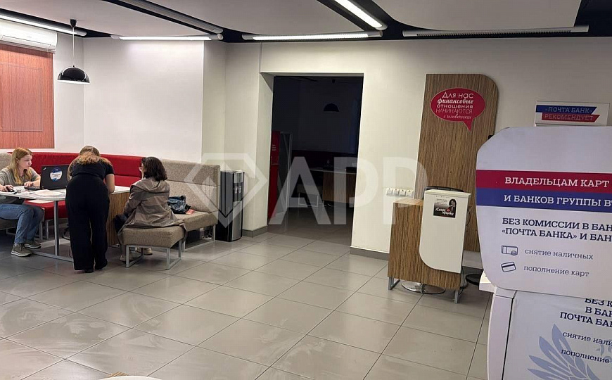 Сдаю 1 этаж 1 линия с ремонтом и высоким трафиком центр, 60 м² фото