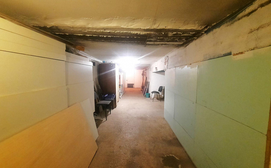  Торговый центр, 1 300 м² фото