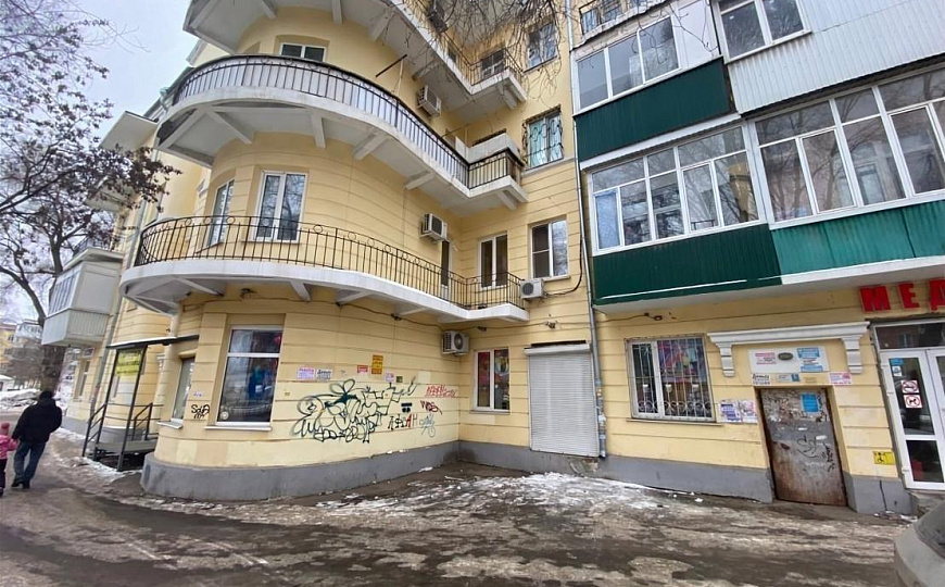 Помещение свободного назначения на первой линии, 125 кв.м фото