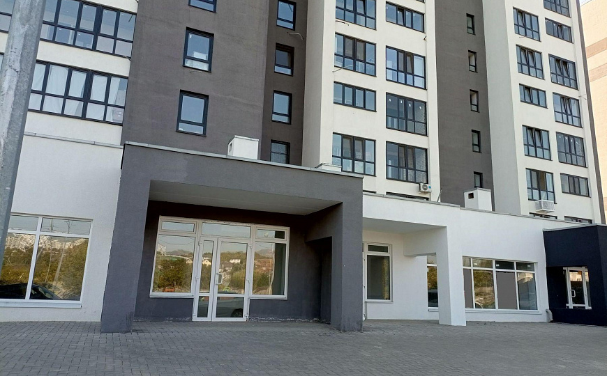 Торгово-офисное помещение 226 м2 фото