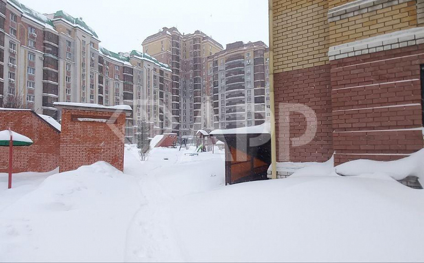 Продам офис (101 м²) в ЖК "Солнечный город" фото