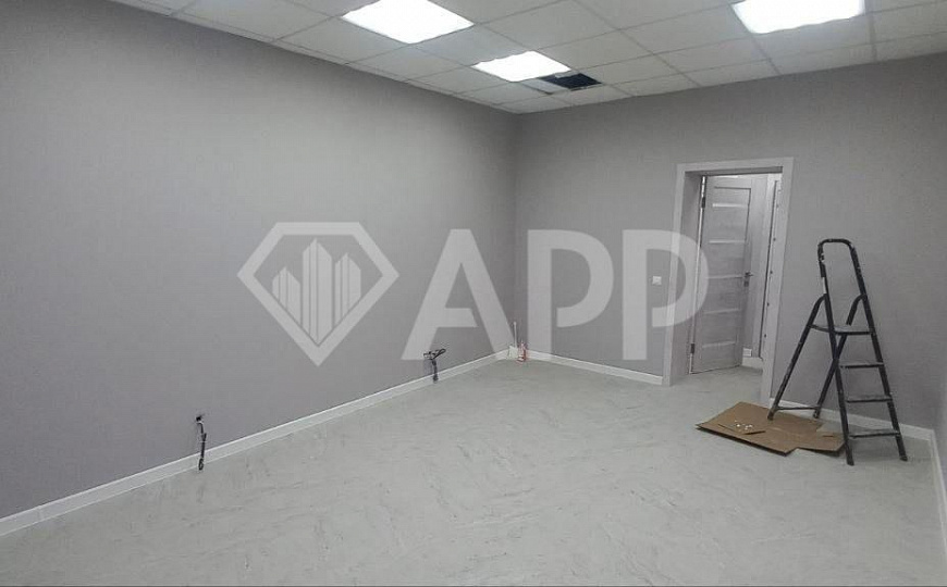 Продам офис (101 м²) в ЖК "Солнечный город" фото