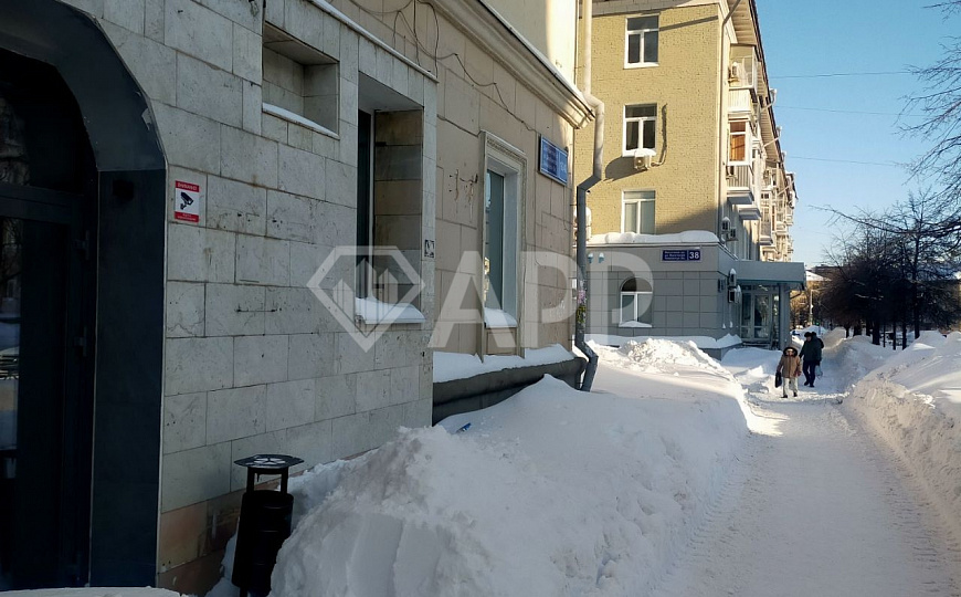 Сдаю 163м² на первом этаже первой линии фото