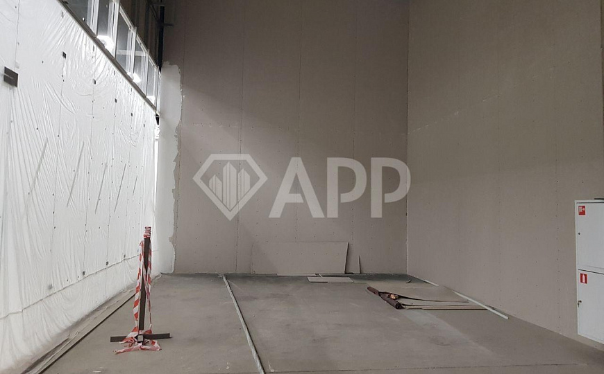 Свободные площади в ТЦ от 27 м.кв до 950м.кв фото