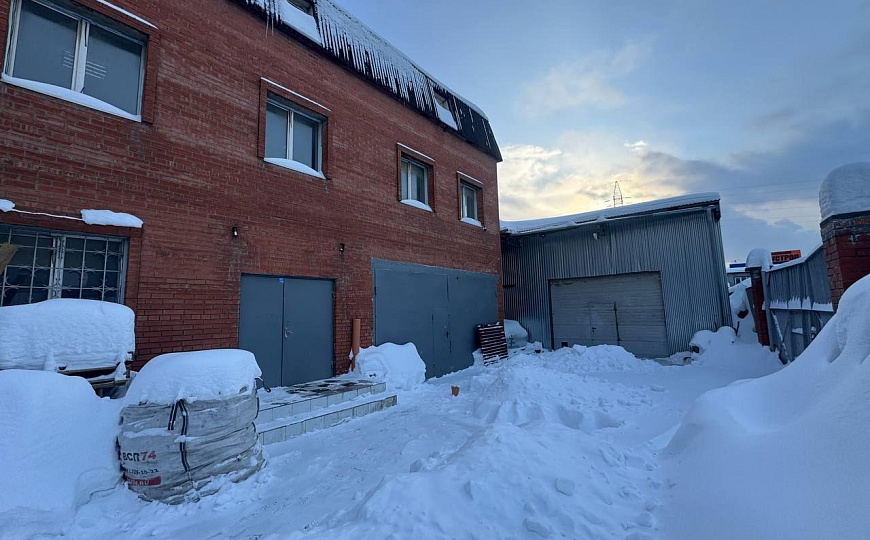 офис 240м2/склад 140м2 фото