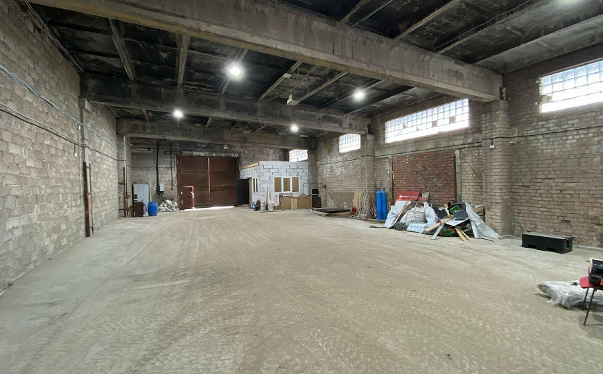 Сдам складское помещение, 2 000 м² фото